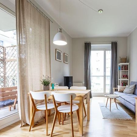 Bright And Cozy Apartment Near Park, With A Huge Terrace. Warszawa Eksteriør billede